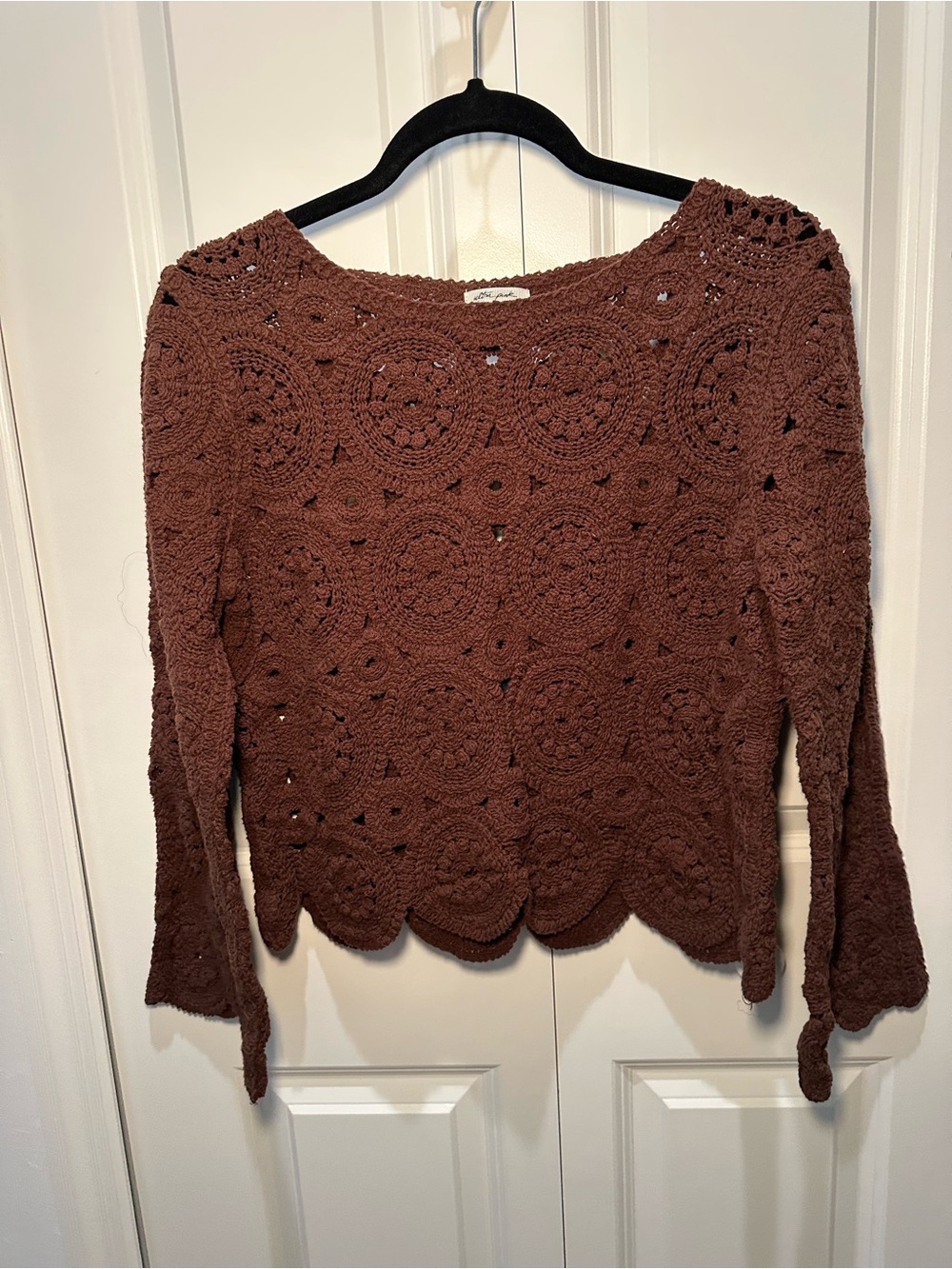Ultra Pink Crochet Openwork Top - Brown cottage core size medium